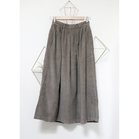 90s Taupe Grey Corduroy Skirt w/ Mauve Button Up Front, A Line Silhouette, Women - Picture 6 of 8